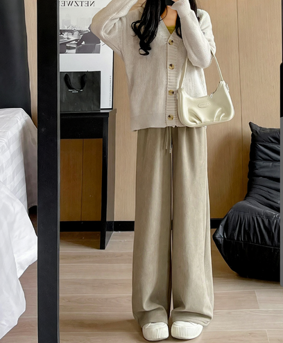 Women’s corduroy trousers with high waistband, lined