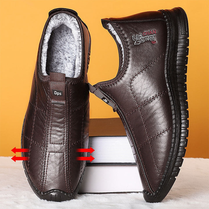 Padded men's short boots made of synthetic leather, warm and comfortable