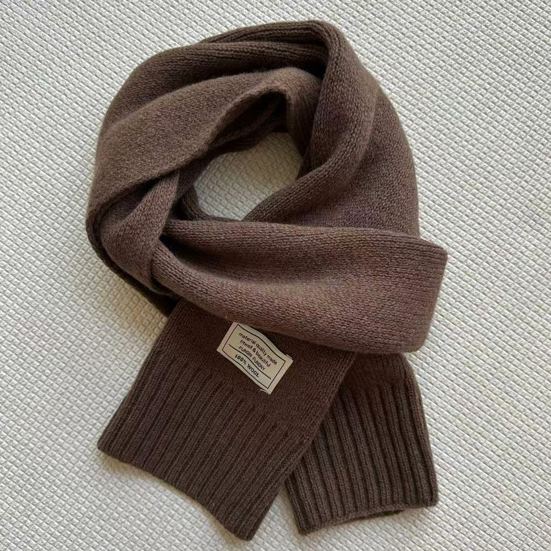 Scarf made of 100% pure wool