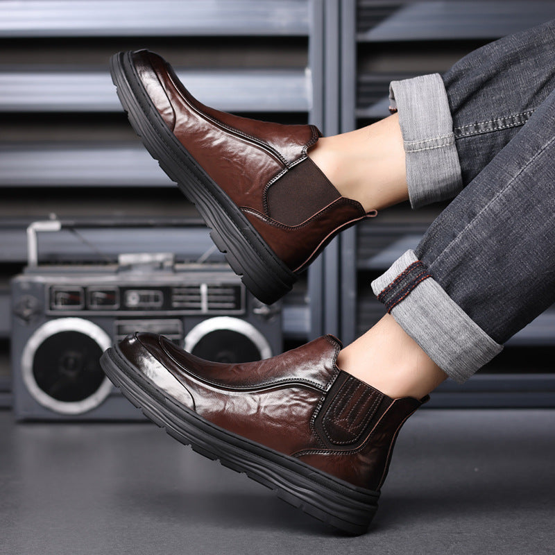 Casual men's Chelsea boots, mid-high shaft