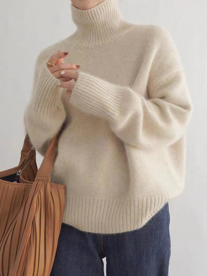 Women's wool sweater, high collar, loose fit