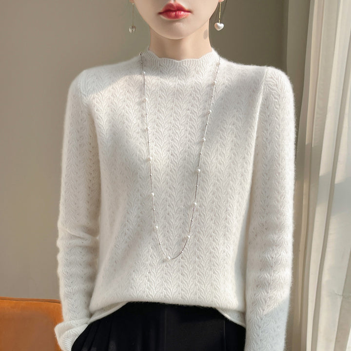 Women's cashmere sweater with lace collar and stand-up collar