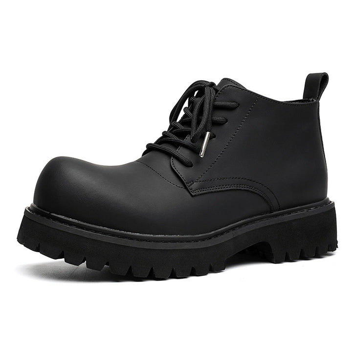 Men's work boots with thick sole