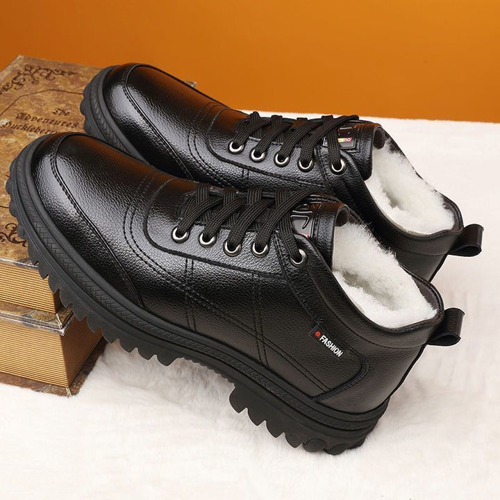 Padded men's winter boots, warm and comfortable