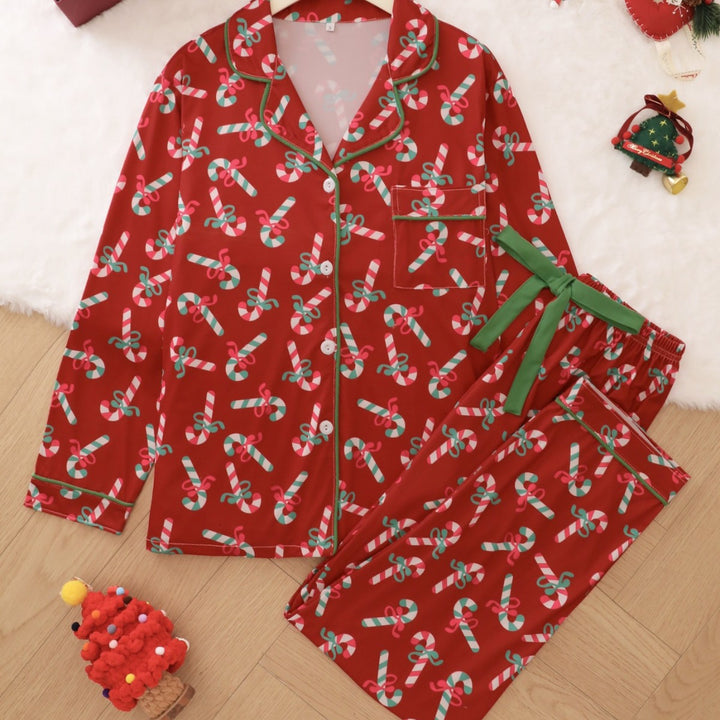 Fashionable tracksuit set with long sleeves and pants