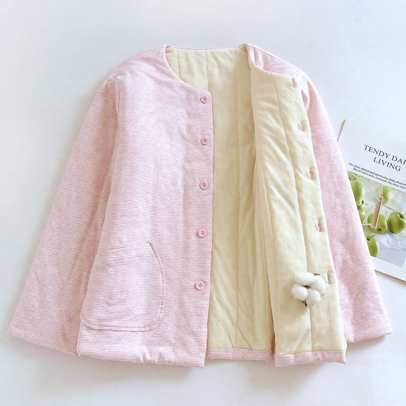 Light women's quilted jacket with cotton filling