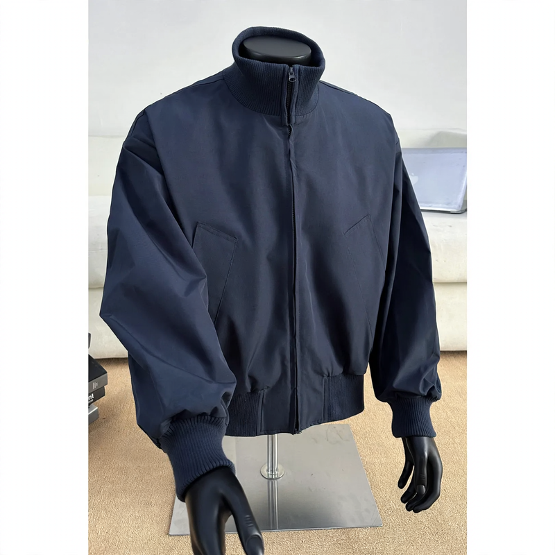 Men's aviator-style down jacket, 90% white duck down