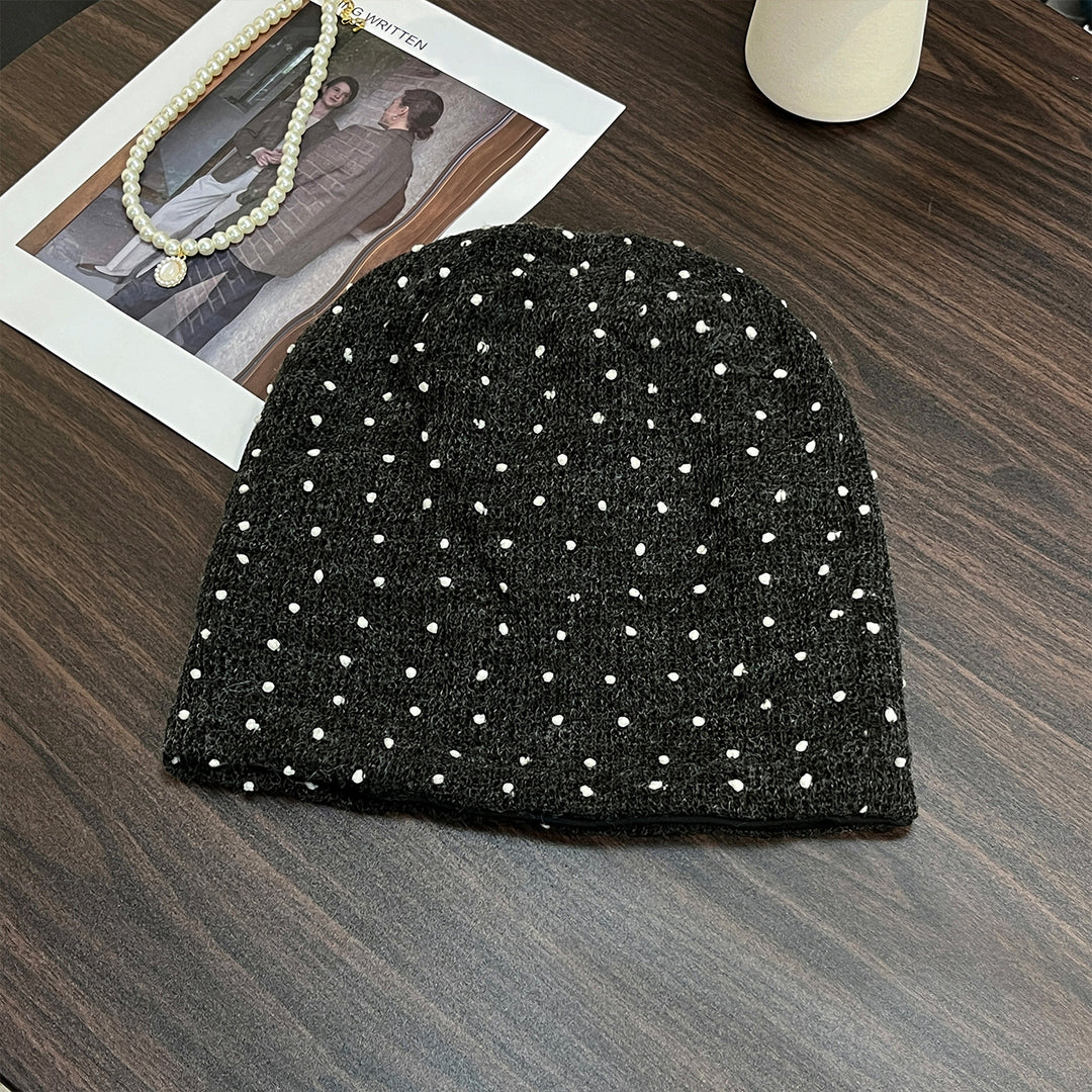 Knitted hat and scarf set with polka dot pattern