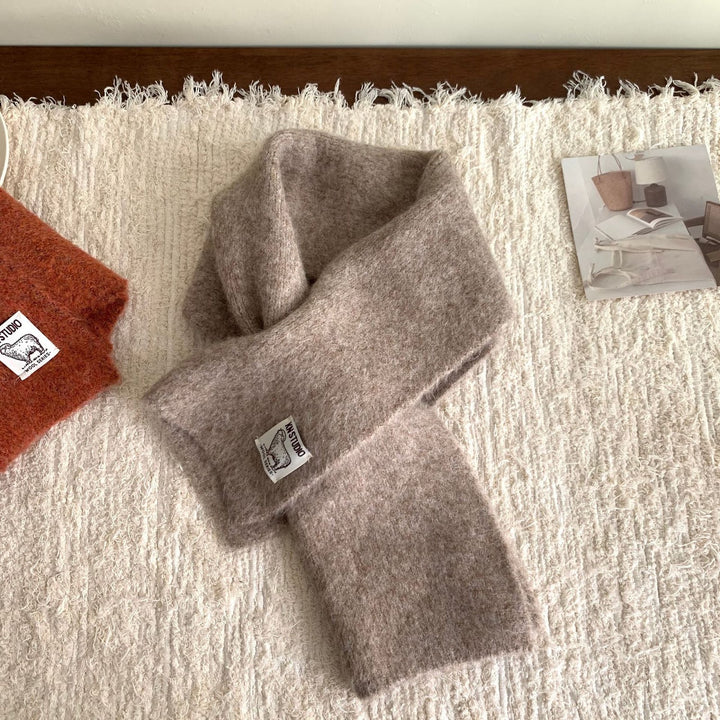 Short knit scarf with slit, alpaca wool blend