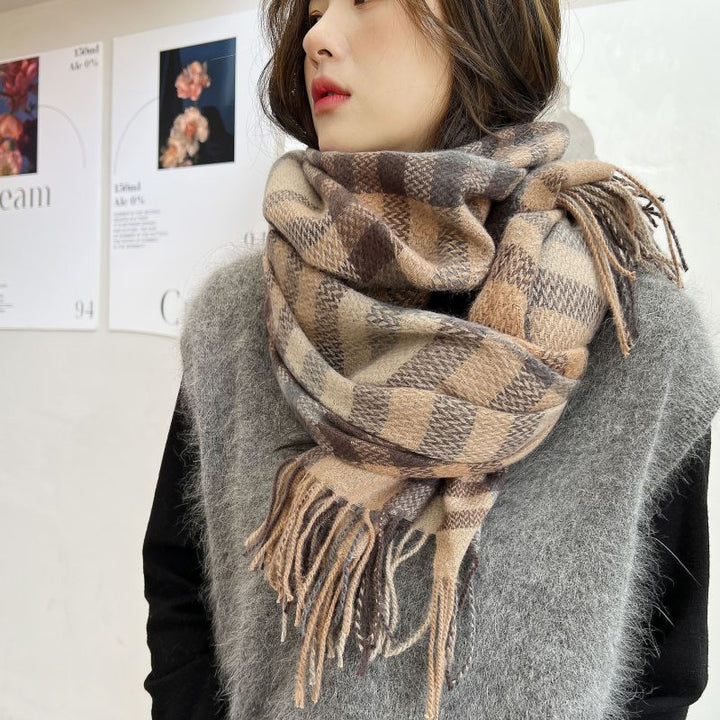Checked scarf in cashmere look, warming