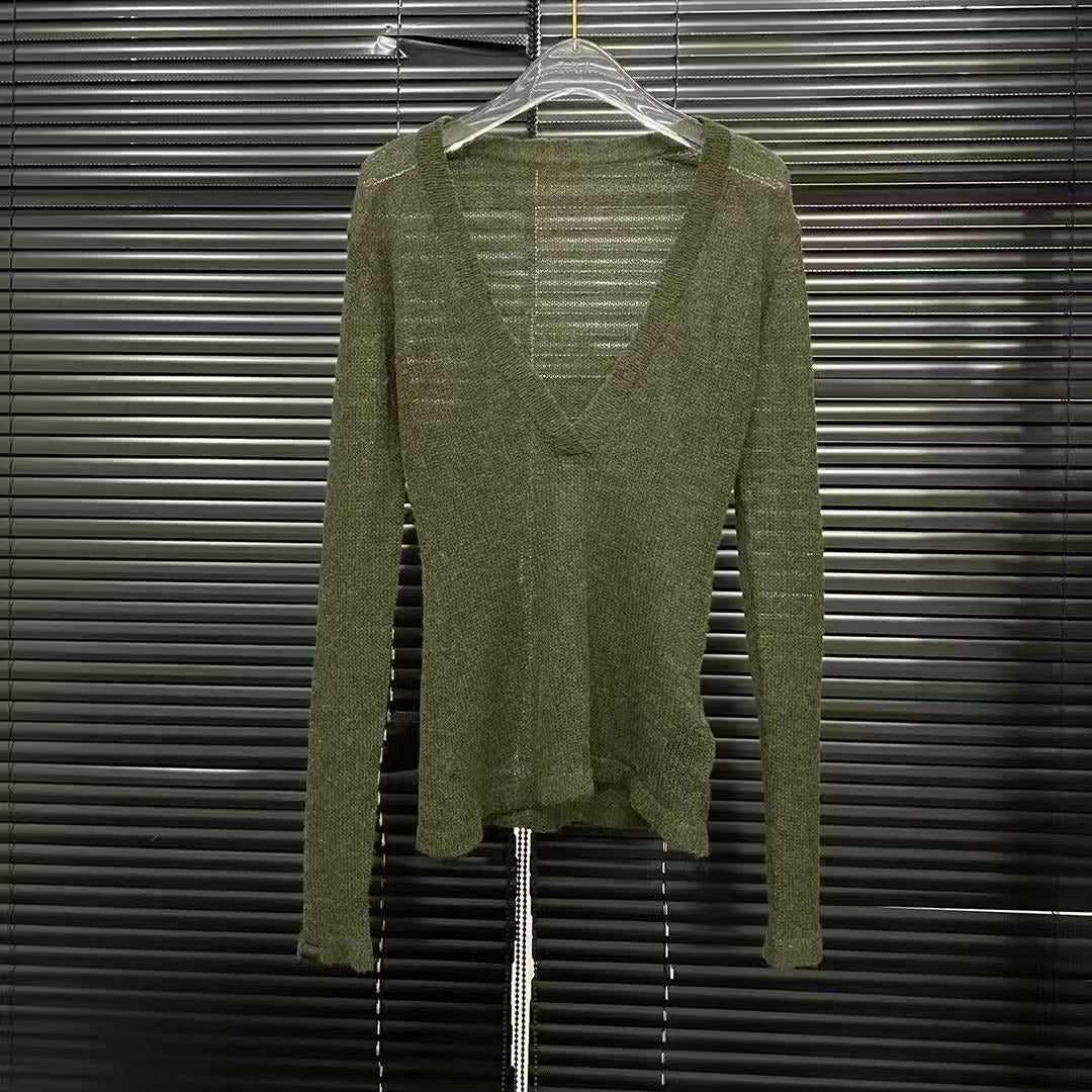 Light V-neck Long Sleeve Knit Sweater