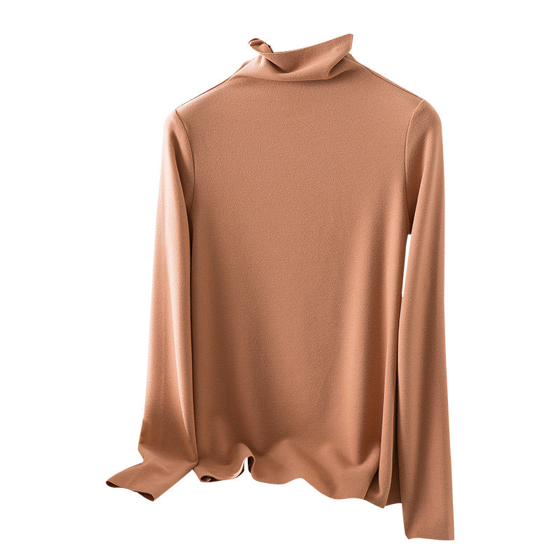 Women's turtleneck sweater made of cashmere-silk blend