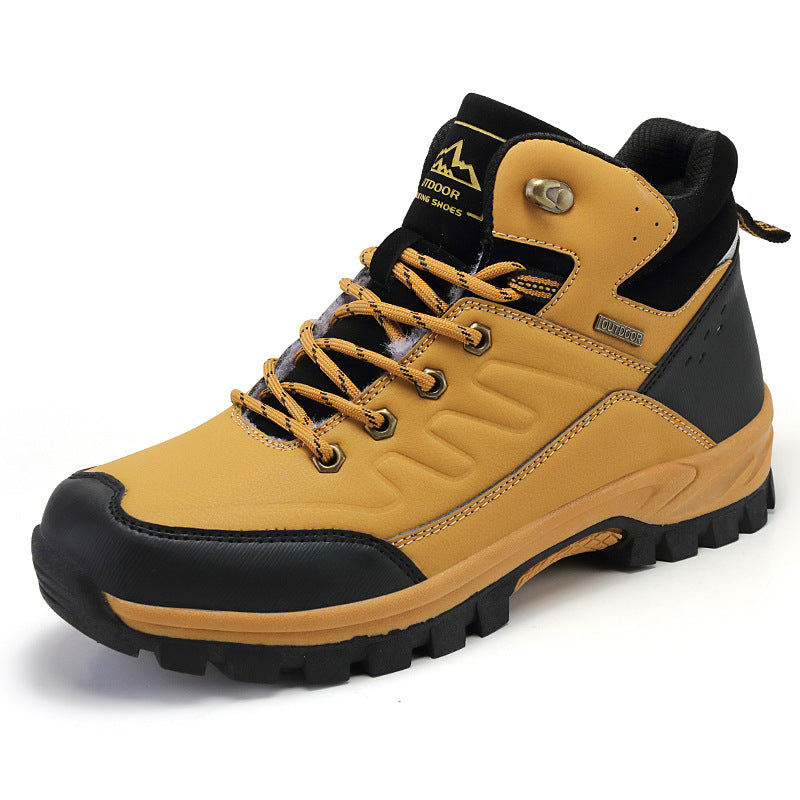 Insulated outdoor winter boots, non-slip and lightweight