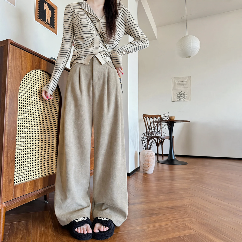 Women's corduroy trousers with wide legs and straight cut