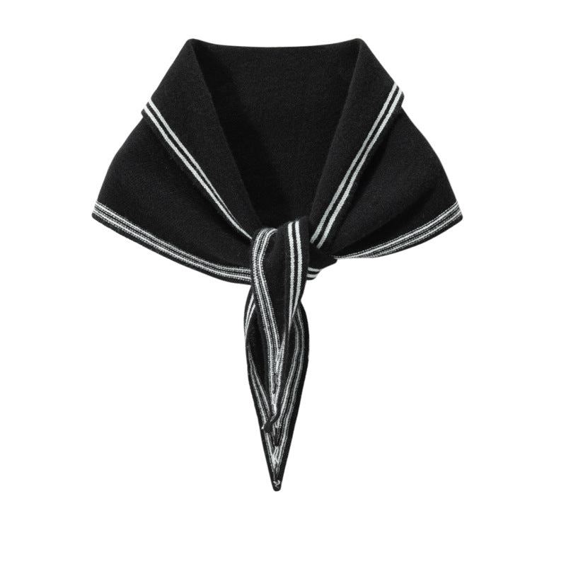 Cashmere triangle scarf for winter
