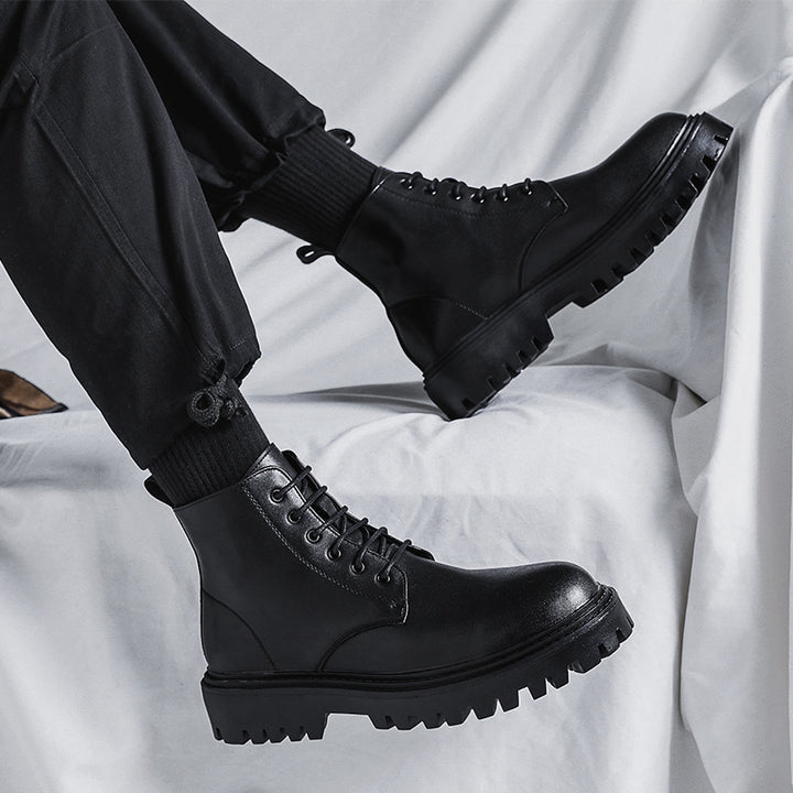 Classic men's boots, black