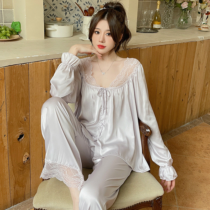 Women's pajama set with lace trim