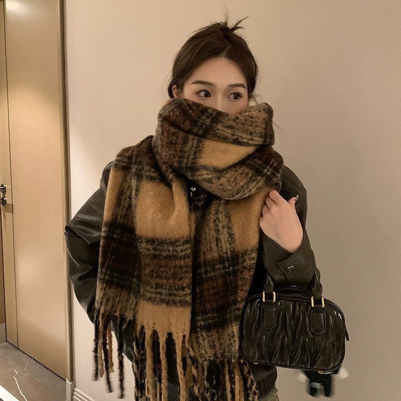 Checked scarf in Norwegian style, warming
