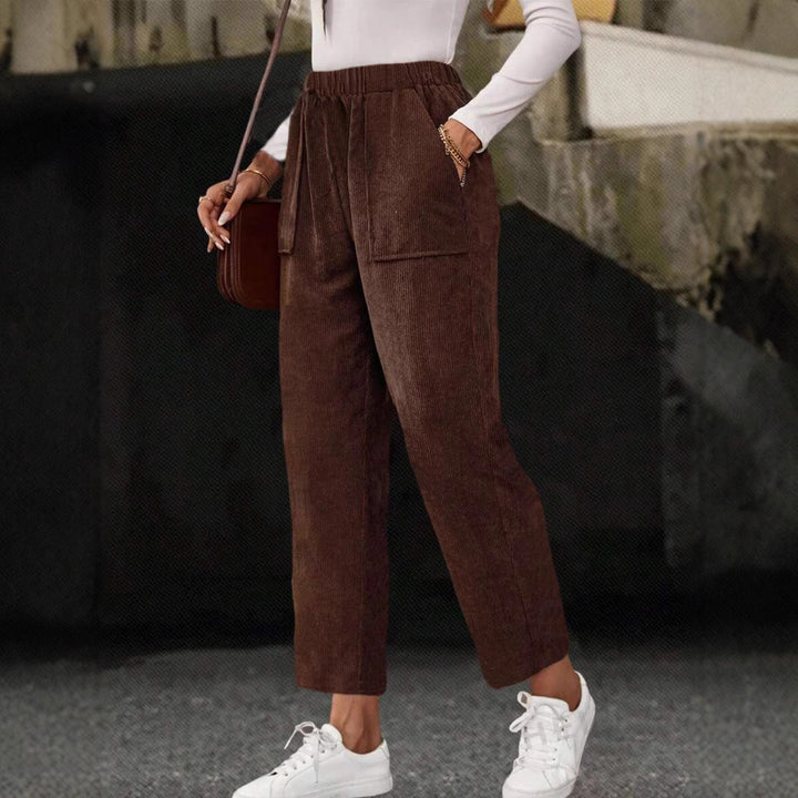 Women's corduroy trousers, straight cut, with pockets