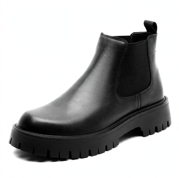 Warm men's Chelsea boots made of leather