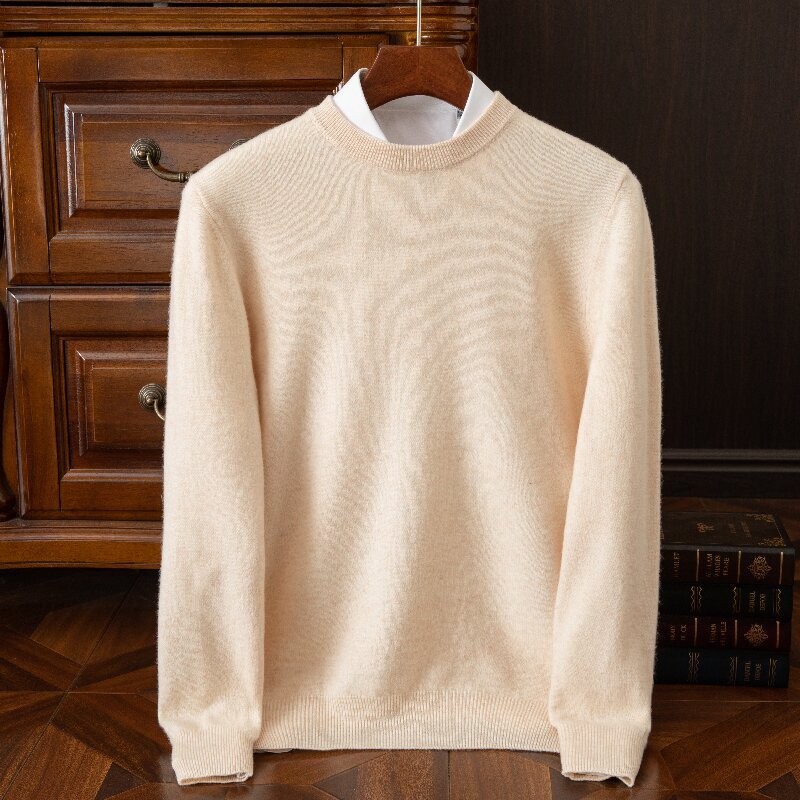 Classic, thick men's wool sweater
