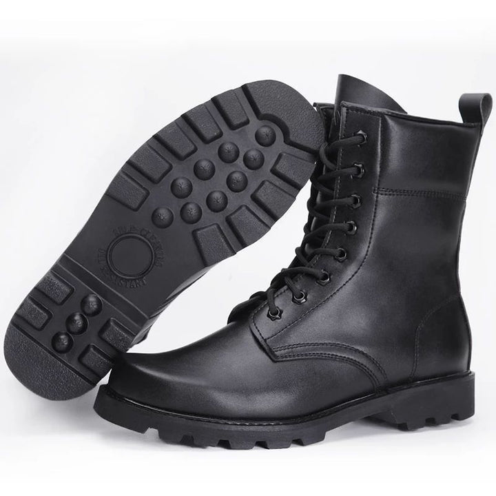 Robust men's work boots with high shaft