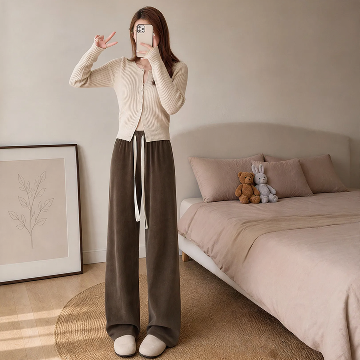 Women's corduroy pants with lamb fleece lining