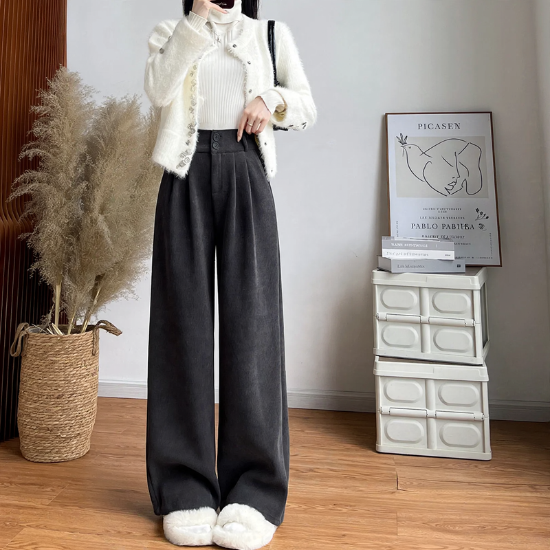 Padded women's cord trousers in straight fit