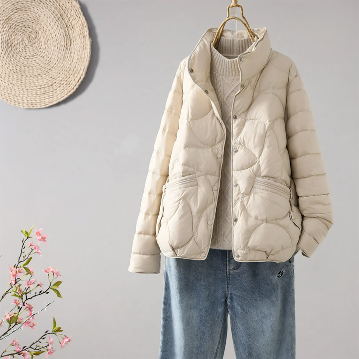 Lightweight short down jacket for women with stand-up collar