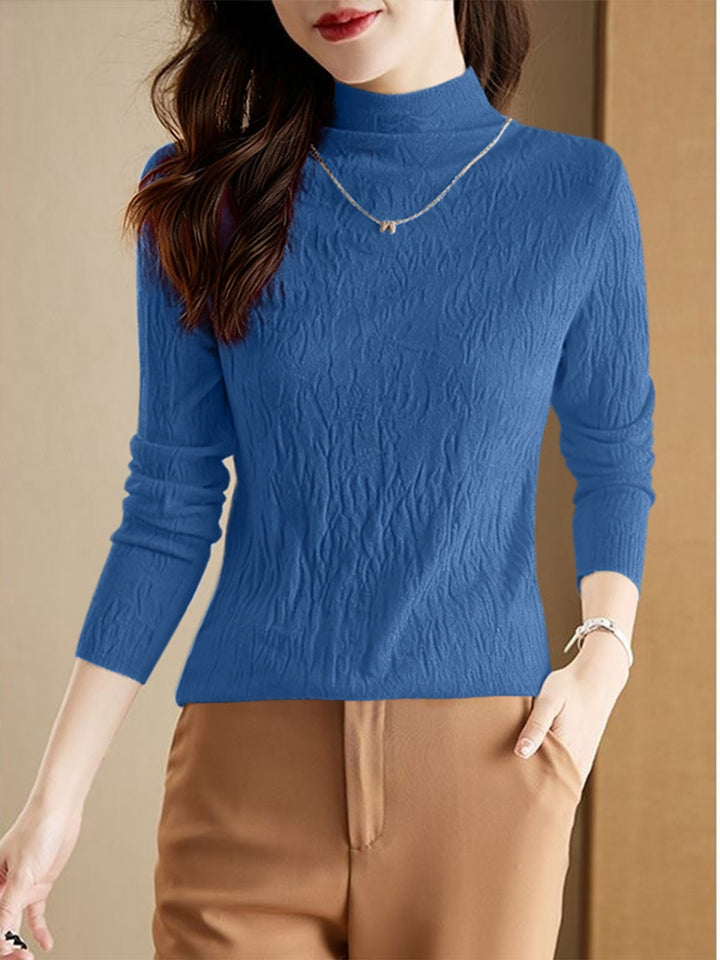 Women's wool sweater with stand-up collar, textured