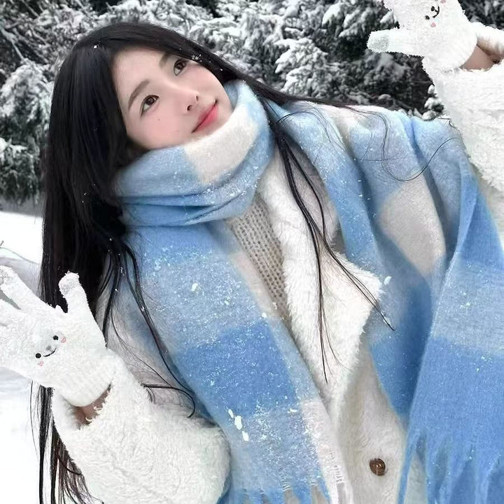 Checked winter scarf, 210x30cm