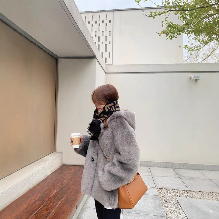 Women's lamb fleece coat with hood, mid-length