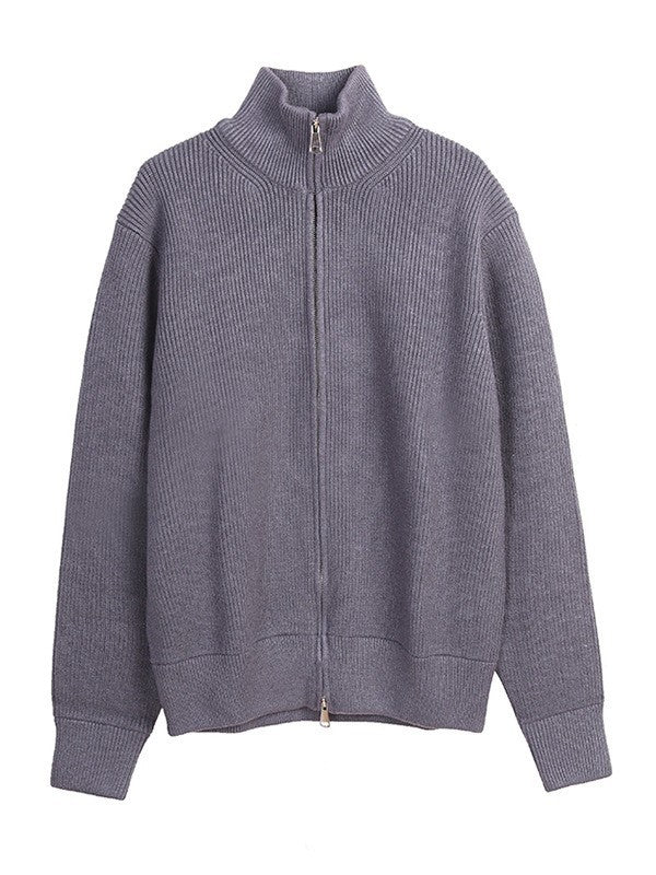 Loose women's knit sweater with zipper and stand-up collar