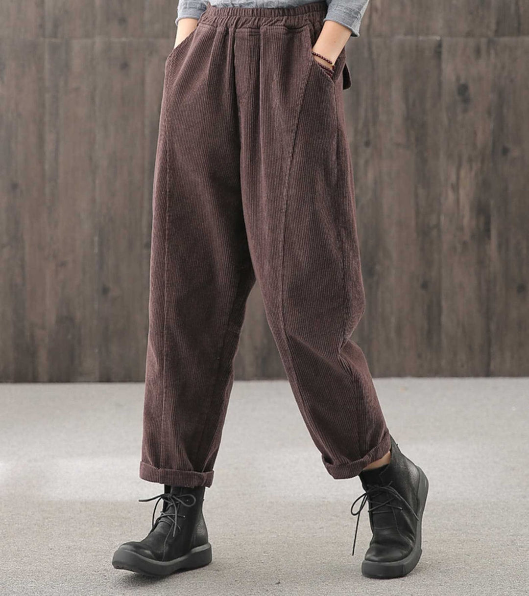 Women's cord pants, high cut, loose fit