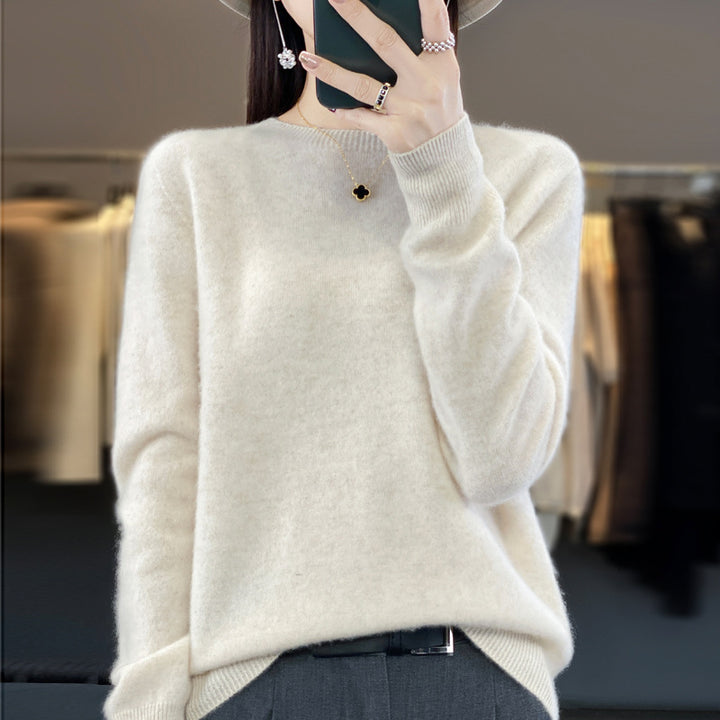 Women's knitted sweater, seamless, crew neck