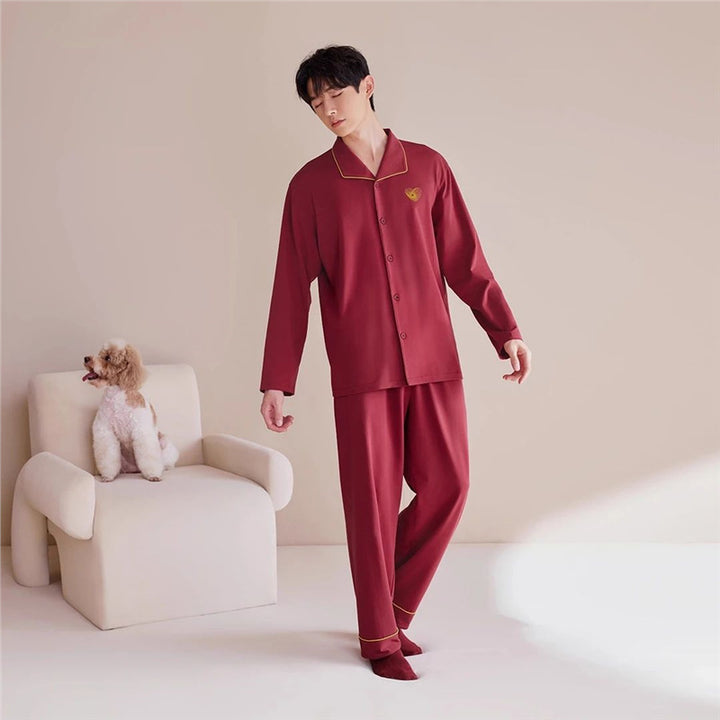 Lightweight men's pajamas made of cotton, long-sleeved