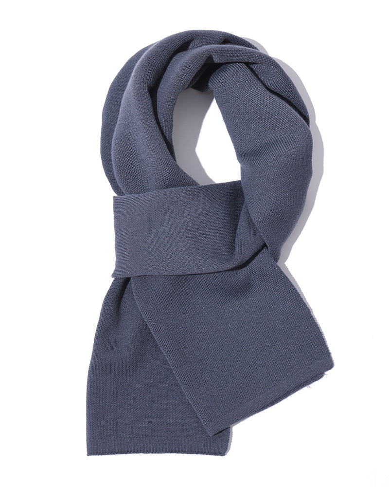 Thick men's scarf in solid colors