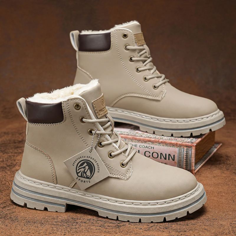 Padded men's work boots in oversized sizes