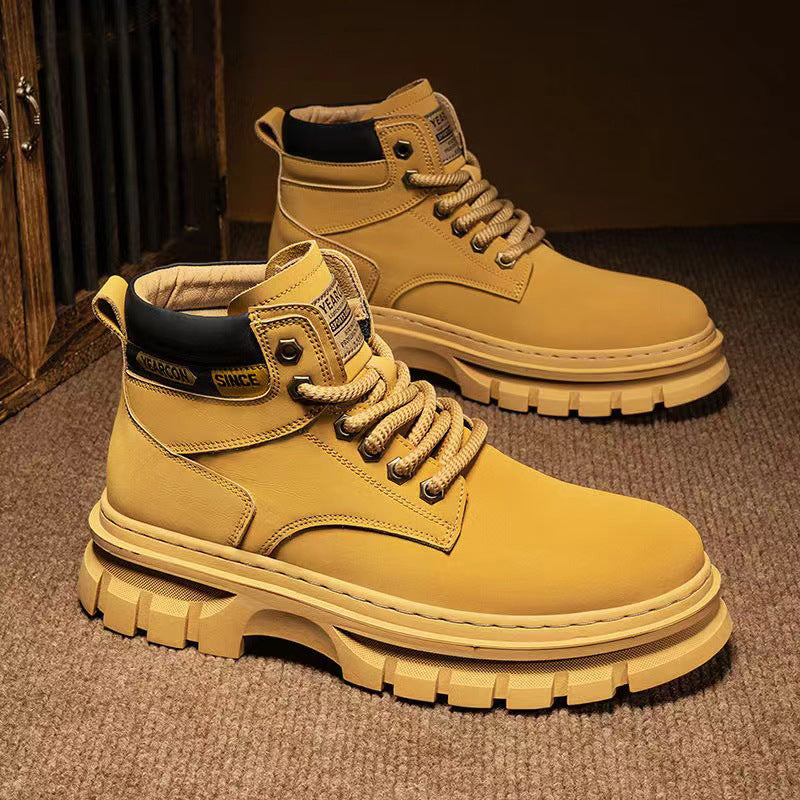 Modern men's boots in English style