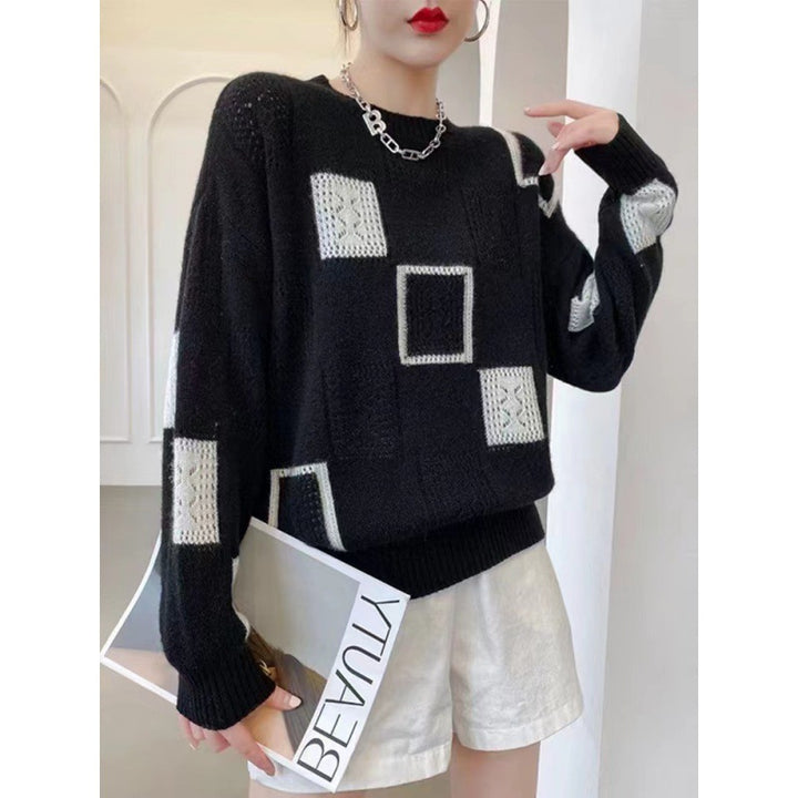 Women's sweater, checked, round neck