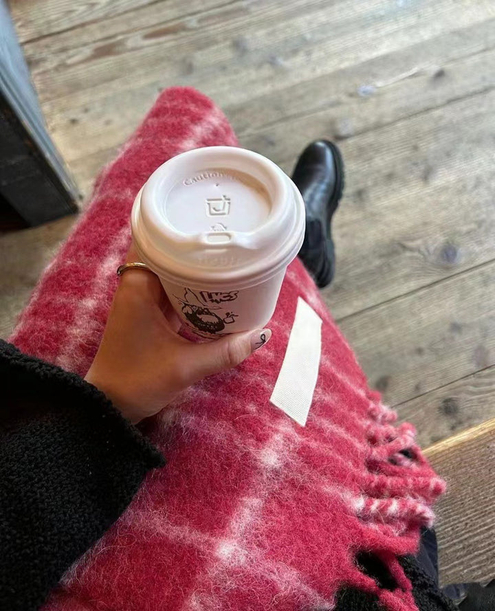 Alpaca wool scarf with check pattern and fringes
