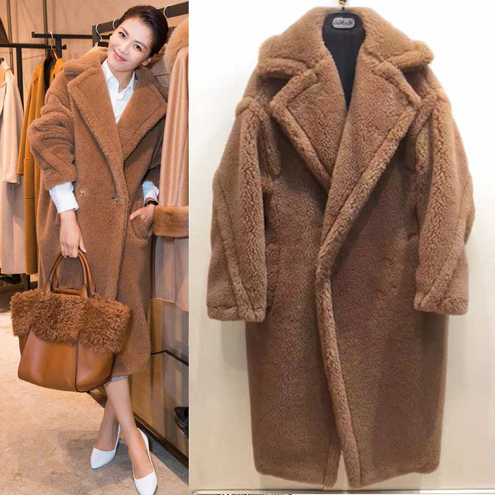 Long coat made of lamb wool and coral fleece
