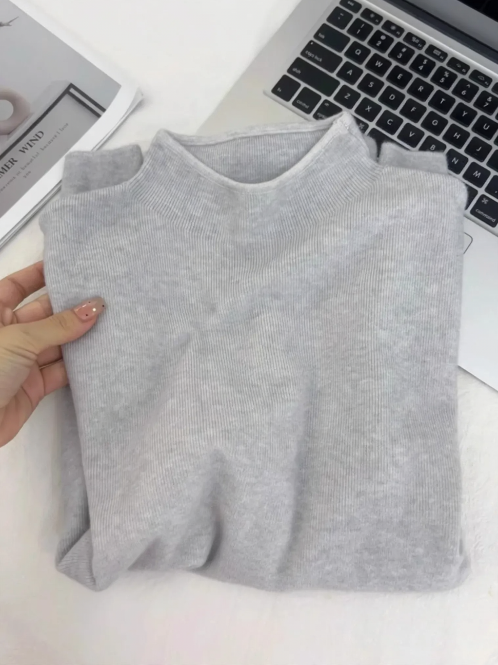 Ladies knit pullover, standing collar, soft