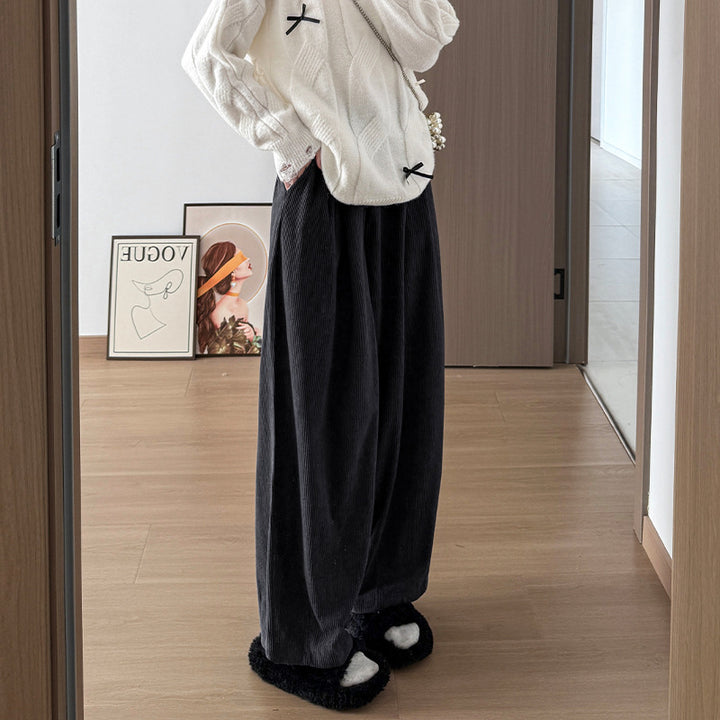 Cord-Harem pants with a high waistband