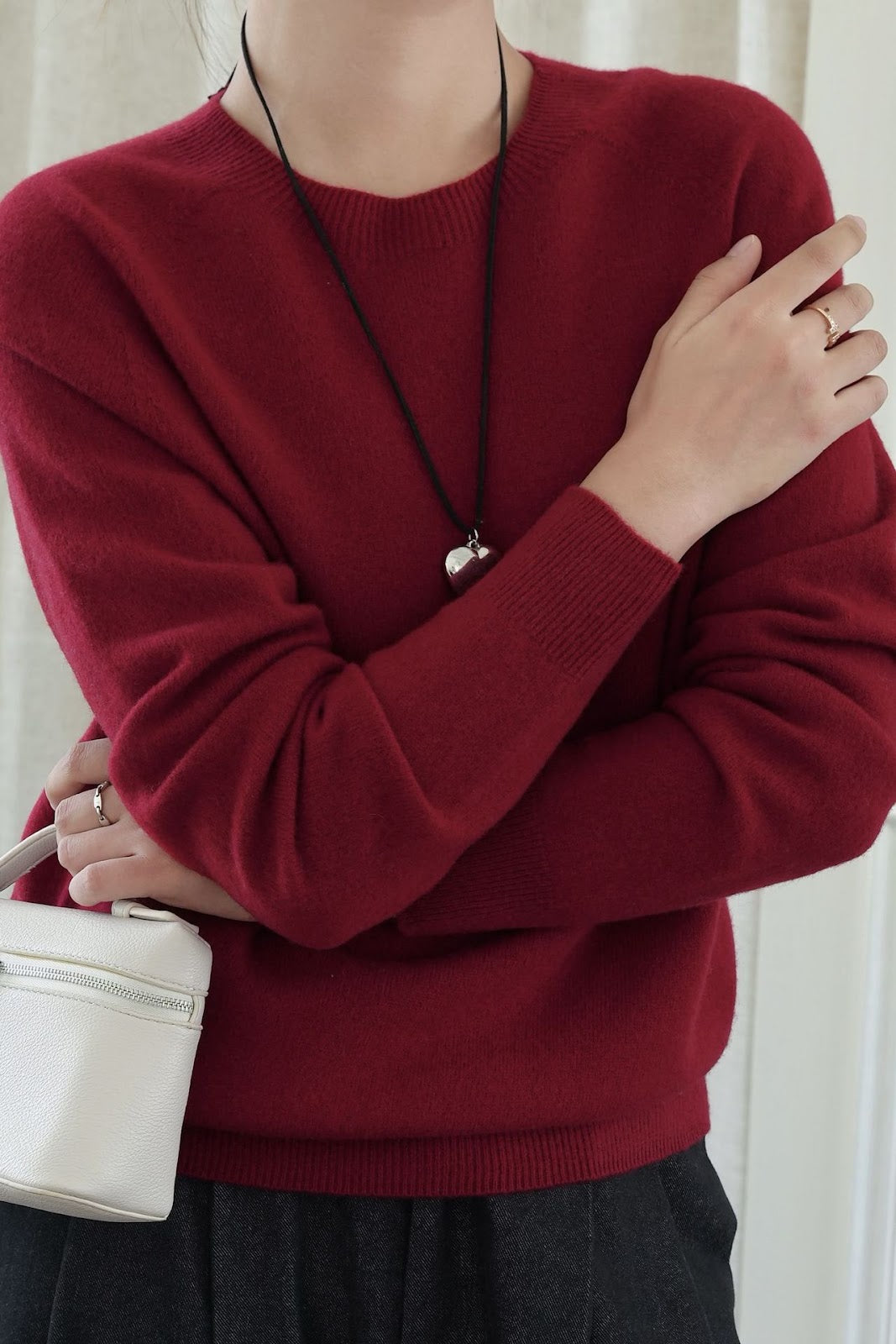 Women's wool sweater, crew neck, loose fit