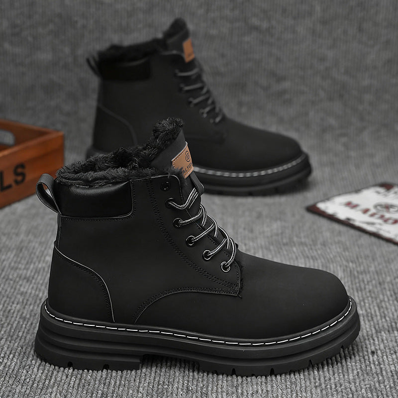 Padded men's winter boots, mid-high shaft, warm