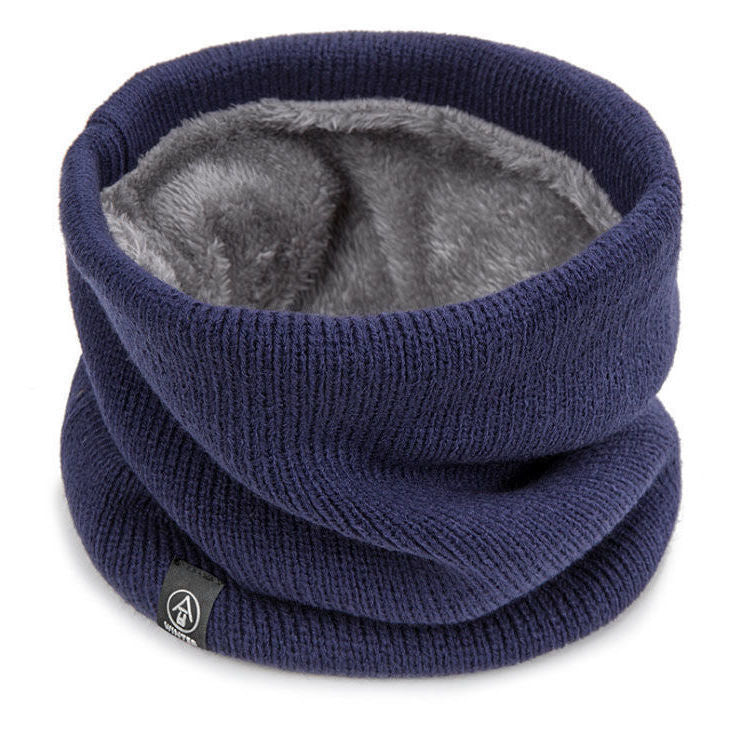 Knitted tubular scarf, lined