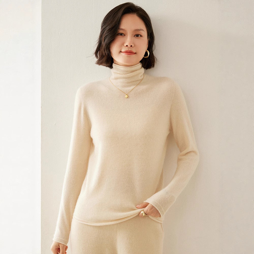 Cashmere sweater with roll neck