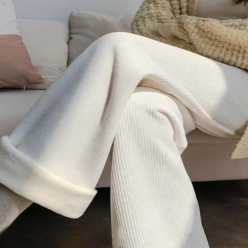 Straight-cut corduroy pants for women