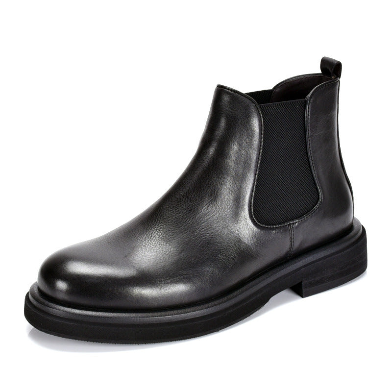 High-quality men's Chelsea boots made of leather